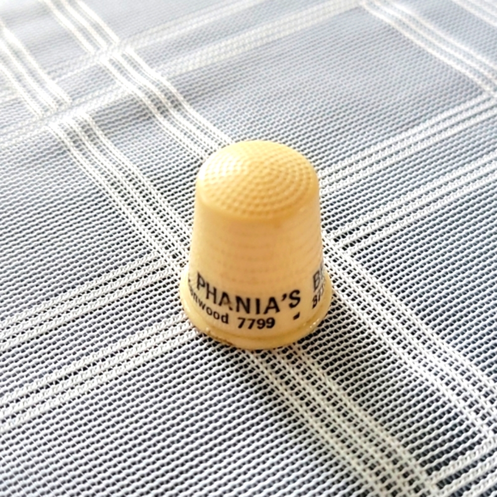 Vintage Plastic Advertising Thimble